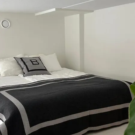 Apartman Spacious Design Loft Near Metro *